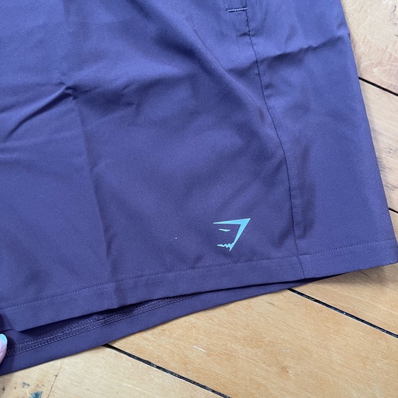 New in package - 	Gymshark Woven Pocket Shorts - Chocolate Brown - Picture 6 of 6